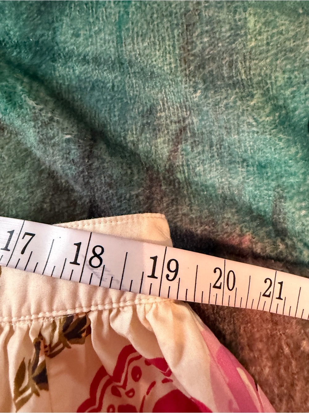 Anthropologie Cream Maxi Skirt with Red Print - Picture 4 of 4